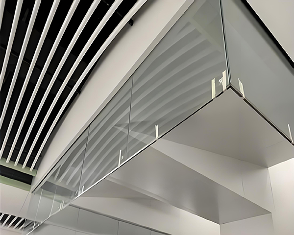 托里玻璃托里挡烟垂壁