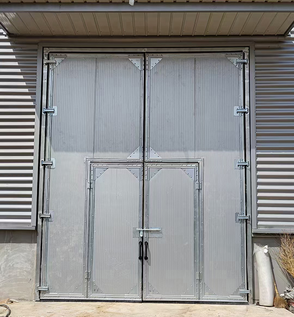 托里工业平开门