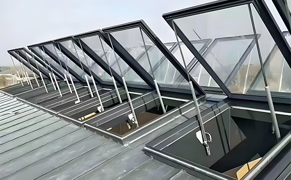 托里消防排烟窗