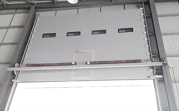 托里工业滑升门